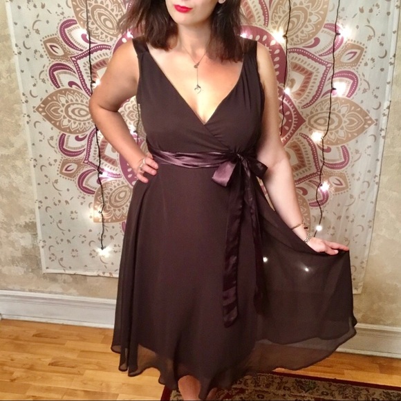 connected apparel Dresses & Skirts - Connected Apparel Brown Sleeveless CocktailDress